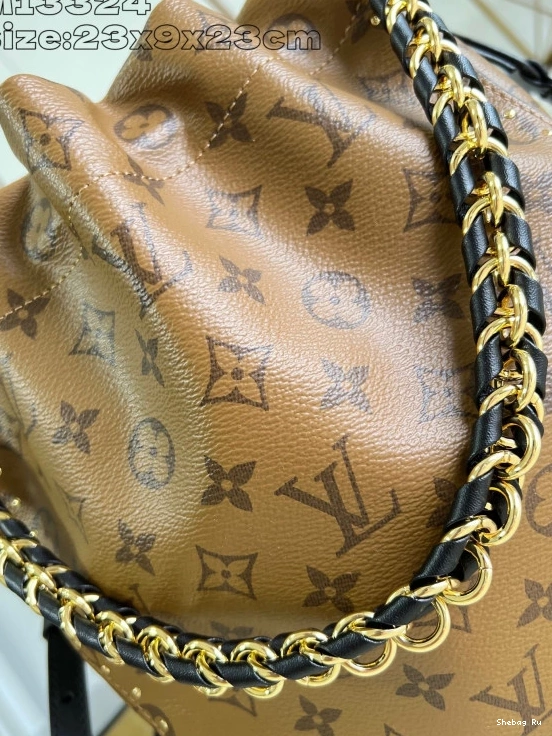 Louis Trunk Vuitton Noé PM 0728
